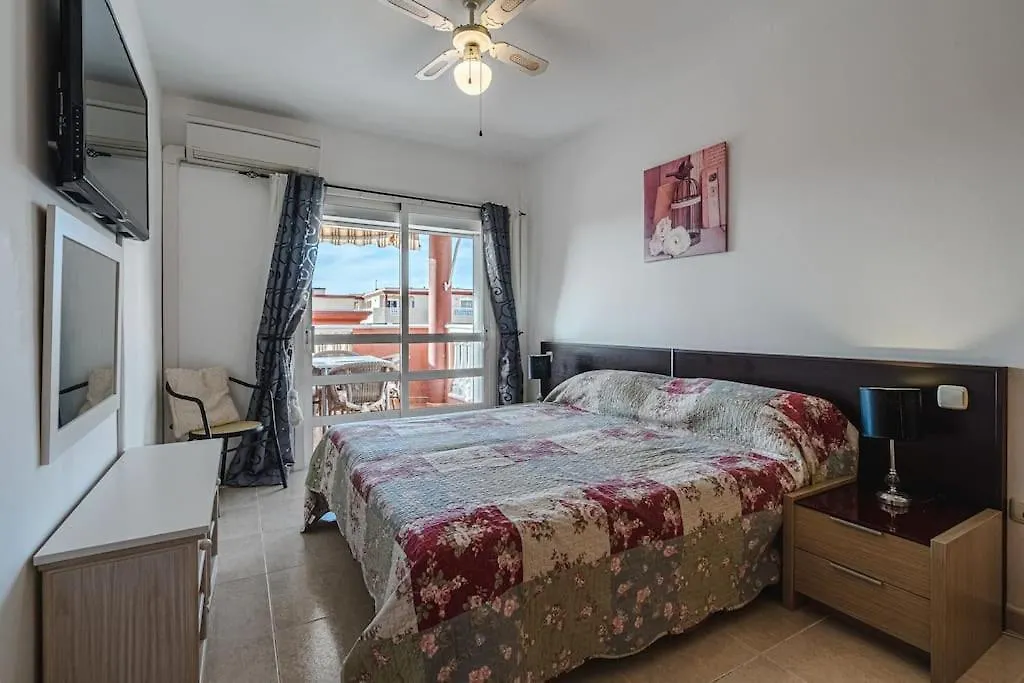 Apartment With Heated Pool In Callao Salvaje