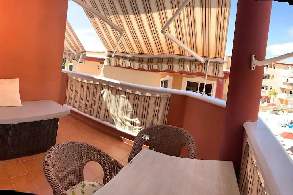 Apartment With Heated Pool In Callao Salvaje