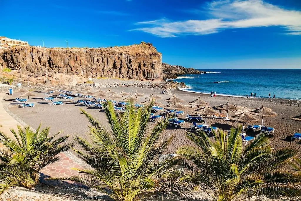 Apartment With Heated Pool In Callao Salvaje