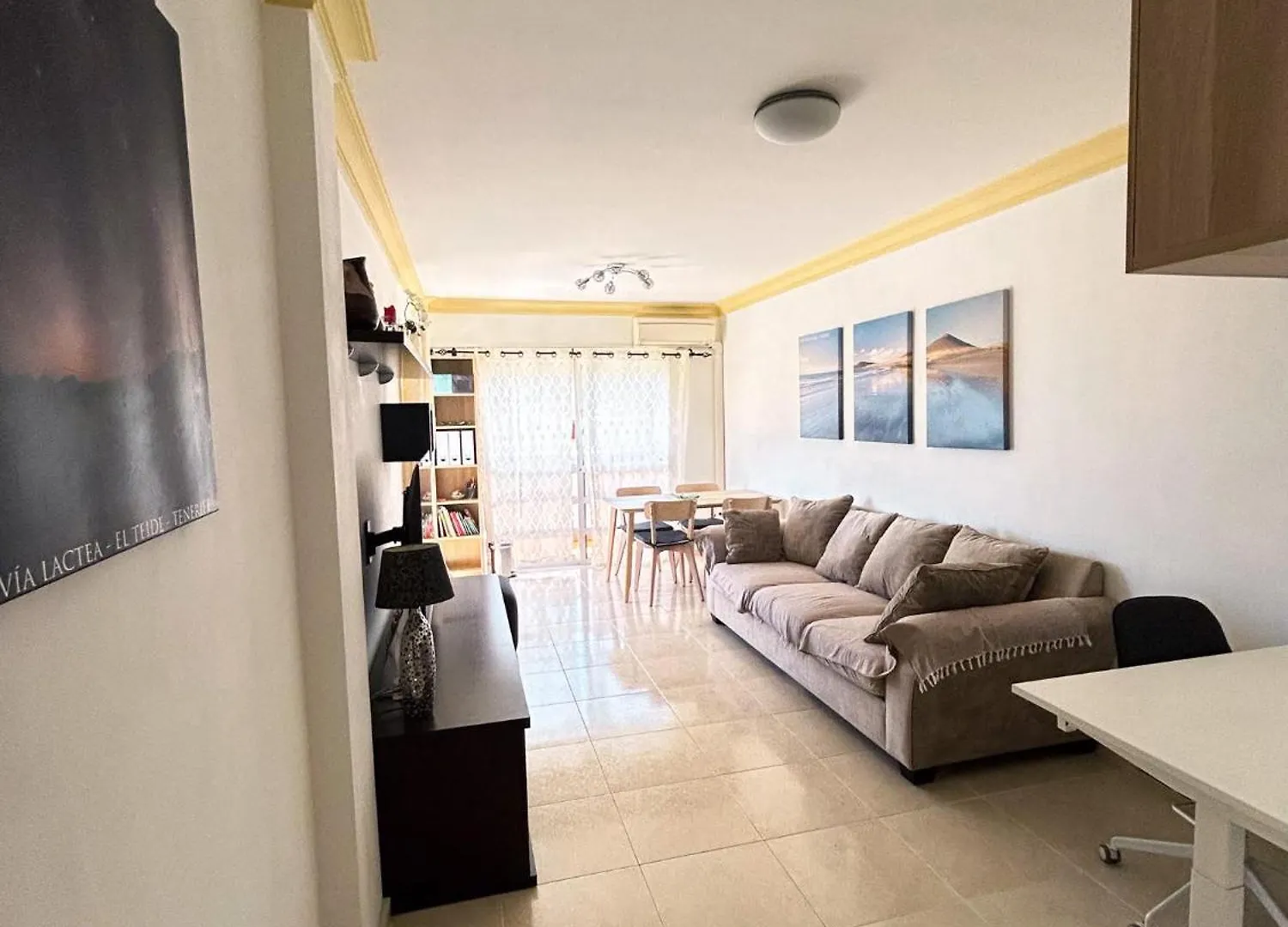 Apartment With Heated Pool In 卡亚俄萨尔瓦赫