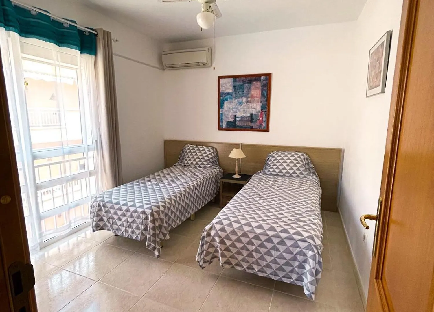 Apartment With Heated Pool In 卡亚俄萨尔瓦赫 0*,